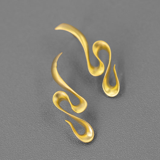 Aretes de Plata Esterlina con Diseño Geométrico Audaz y Elegante - Image 10