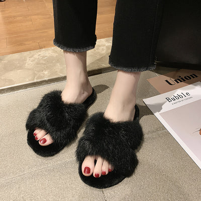 Pantuflas de Piel Cruzadas - Image 3
