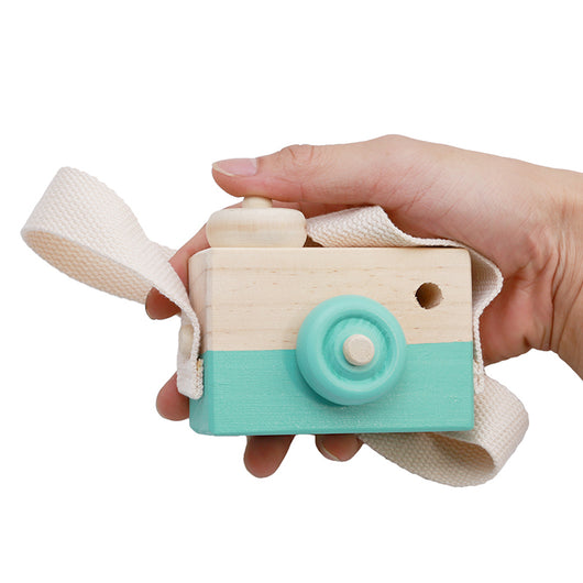 Cámara de Juguete de Madera – Juguete Educativo Colgante para Niños - Image 12