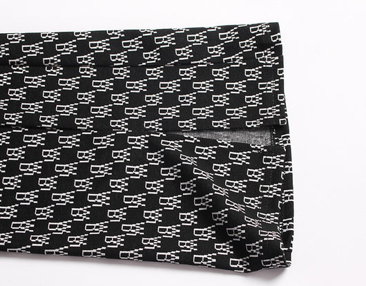 Pantalón Cintura Alta con Letras Estampadas y Aberturas - Image 11