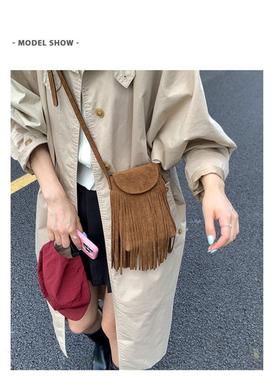 Bolso Bandolera Retro Gamuza Esmerilada con Borlas para Celular - Image 16
