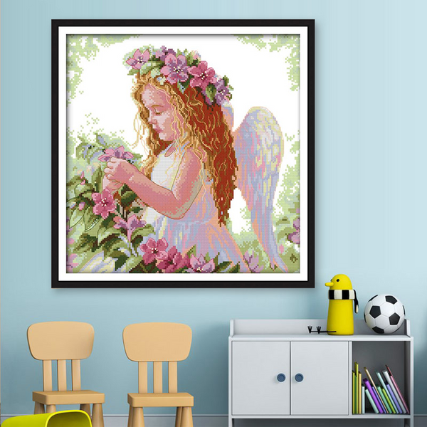 Kit de Punto de Cruz Angelical con Alas - Diseño Niña Adorable