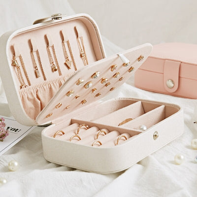 Organizador de Joyas Multifuncional para Aretes y Anillos - Image 9