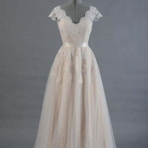 Vestido de Fiesta Elegante Escote en V Profundo con Encaje