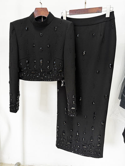 Conjunto Elegante con Top Corto y Falda Larga - Detalles de Diamantes y Abalorios - Image 15