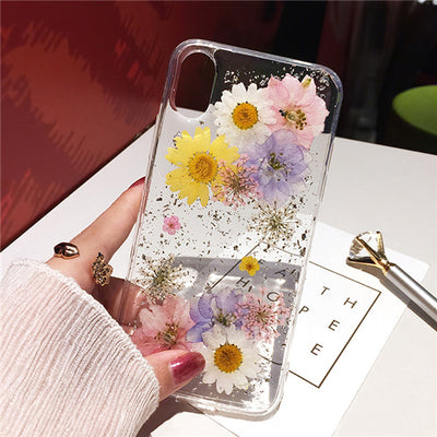 Funda para móvil con flores secas - Image 4