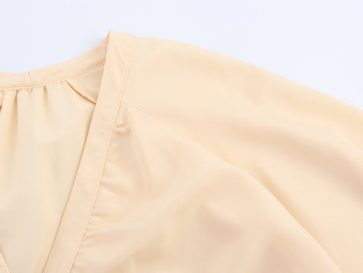 Blusa Holgada Cuello en V con Mangas Largas - Image 14