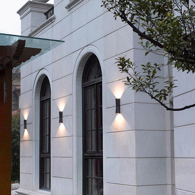 Luces LED para Jardín, Patio y Balcón - Iluminación Exterior Moderna - Image 3
