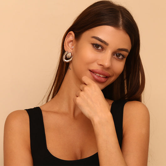 Aretes de Corazón Irregular Acero Inoxidable Chapado en Oro 18K con Costuras Geométricas - Image 9