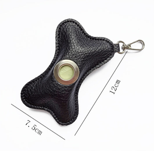Dispensador de Bolsas para Desechos de Mascotas en Cuero PU Portátil - Image 11