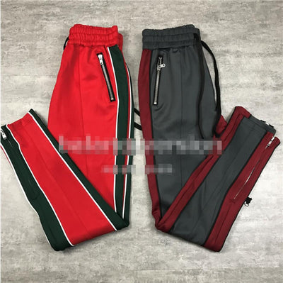 Pantalones Deportivos con Cierre en Tobillo y Rayas Contrastantes - Image 3