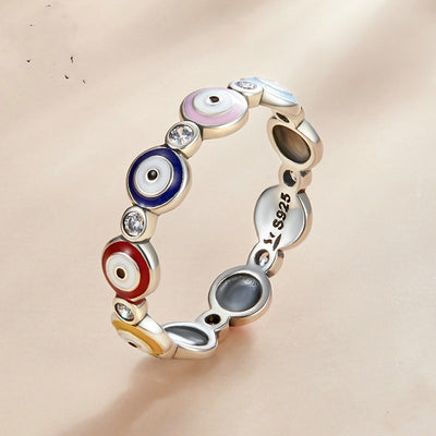 Anillo de Moda con Zircones Brillantes y Detalles Goteo de Color - Image 10