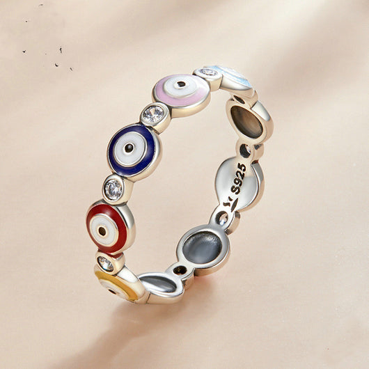 Anillo de Moda con Zircones Brillantes y Detalles Goteo de Color - Image 10