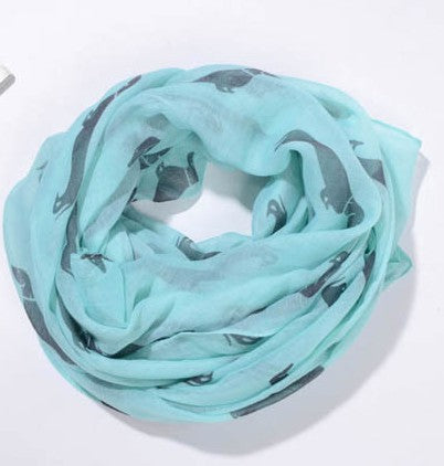 Chal Estampado con Motivos Animales - Image 5