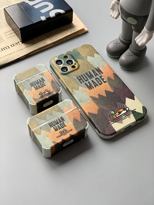 Funda de Celular para Pareja con Relieve y Camuflaje Estilo Urbano - Image 9