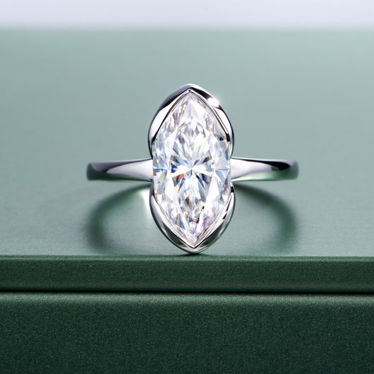 Anillo de Moissanita Marquesa de 3 Quilates con Semihalo - Image 11