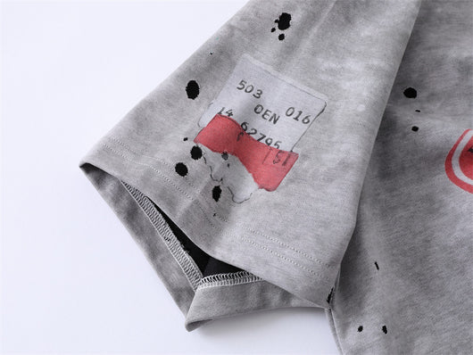 Camiseta Estilo Americano con Estampado Desgastado para Hombre - Image 11