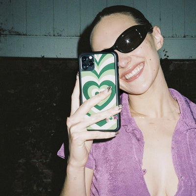 Funda de Vidrio para Celular Amor Verde - Image 8