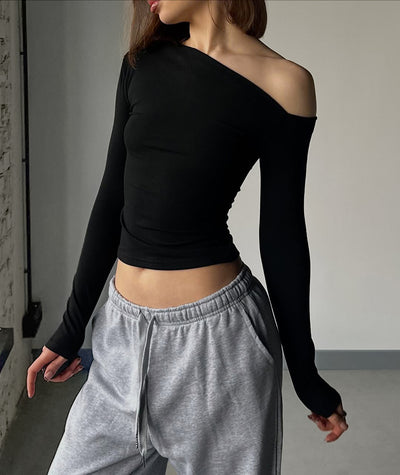 Blusa Ajustada de Manga Larga con Hombros Descubiertos - Image 14