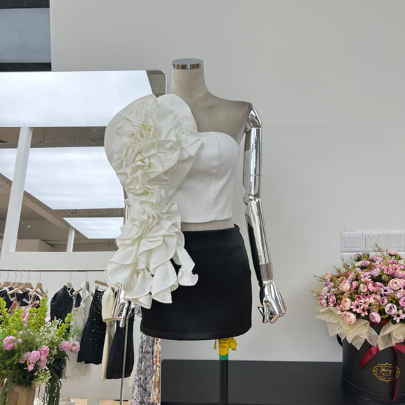 Chaleco Asimétrico Floral con Cinta - Diseño Goddess Street