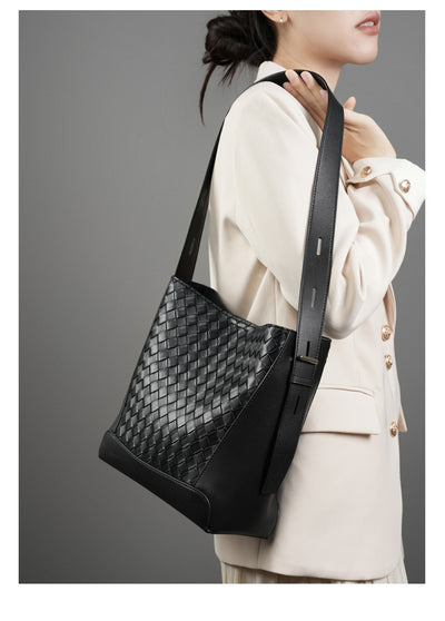 Bolso Bandolera de Cuero Genuino - Estilo y Funcionalidad - Image 17