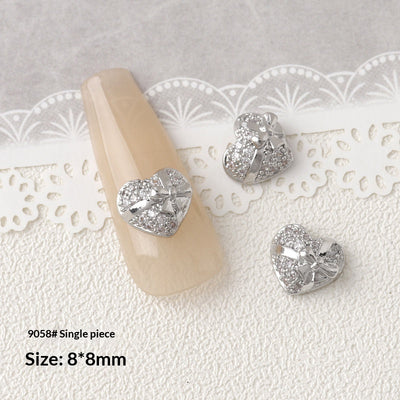 Accesorios de Decoración de Uñas con Moño de Circón Plateado - Image 14