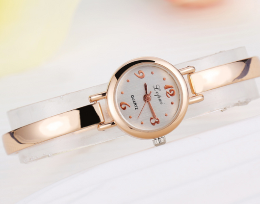 Reloj Pulsera de Lujo para Mujer - Image 8