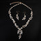 Juego de Joyas Nupcial de Tres Piezas: Aretes, Collar y Pulsera en Aleación Chapada