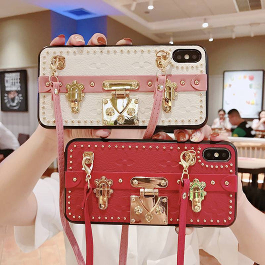 Funda de Cuero Premium para Teléfono con Diseño Sauce - Image 4