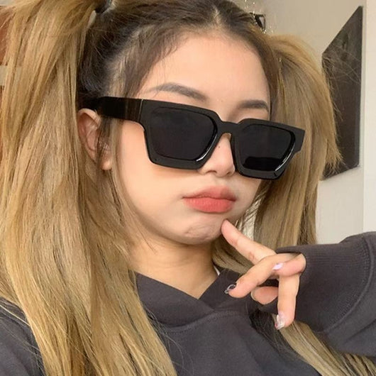 Olive green rectangular sunglasses with dark gray lenses, featuring a thick, modern frame design. - Image 18