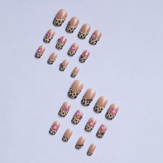 Uñas de Manicura Leopardo Francés con Estrella y Perla Diamantada - Image 13