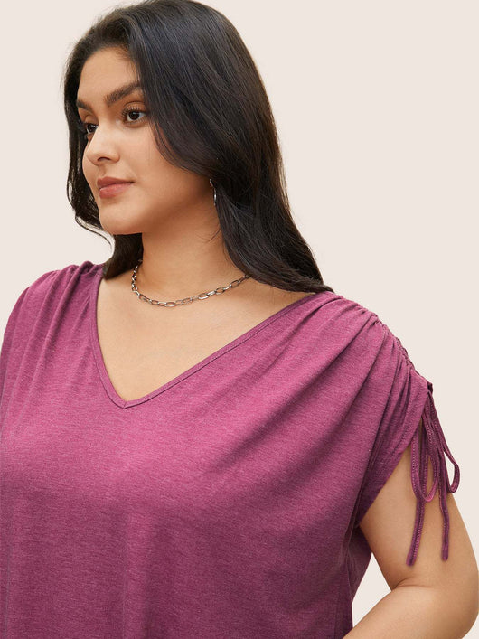 Playera Suelta con Cuello V y Cordón Ajustable - Básico Versátil - Image 13