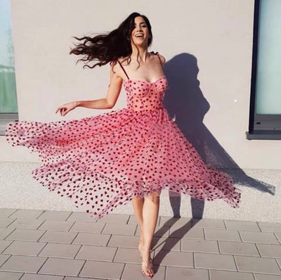 Vestido Lunares con Cintura Bandeau y Falda Amplia