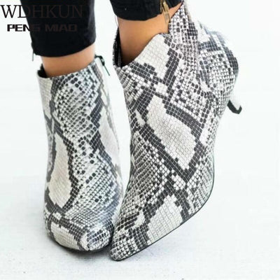 Botas Cortas Nude Talla Grande - Cómodas con Cierre y Diseño Casual - Image 3