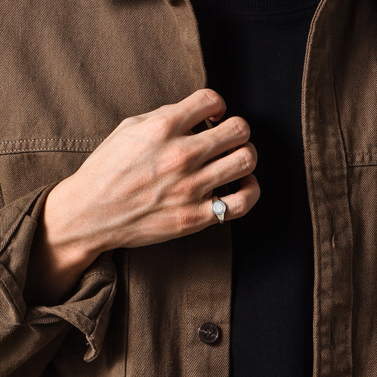 Anillo de Plata Esterlina para Niños con Diseño Moderno