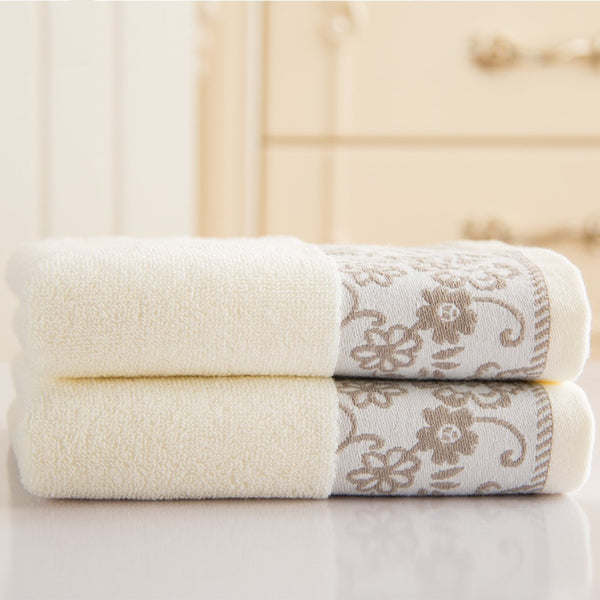 Toalla Jacquard de Algodón 32 Hilos con Diseño Floral Glicina - Image 3