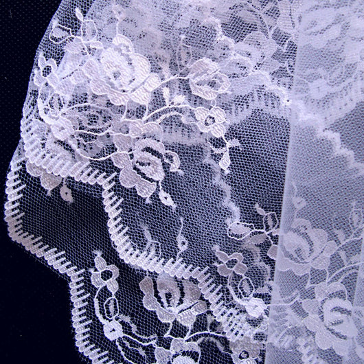 Velo de Novia Doble Capa con Encaje Elegante - Image 3