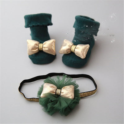Diadema deportiva infantil con calcetines cortos - Image 8