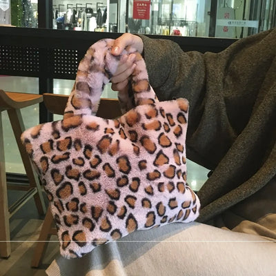 Bolso Messenger Leopardo Peluche con Cadena Ajustable - Image 11