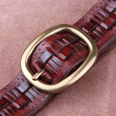 Cinturón de Cuero Tejido Premium para Hombre con Hebilla de Cobre - Image 6