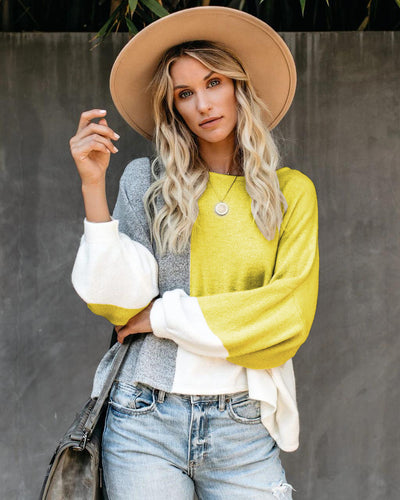 Blusa Suelta con Costuras Contrastantes - Image 10