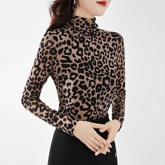 Blusa Base Cuello Alto Estampado Leopardo para Mujer - Image 5