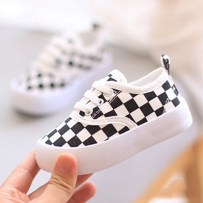 Zapatos de Lona Casuales para Niños - Cómodos y Versátiles - Image 8