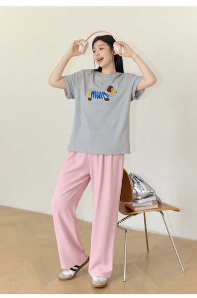 Camiseta Suelta Talla Plus con Estampado de Perro Salchicha - Image 16
