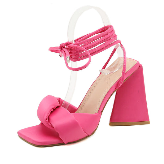 Sandalias Romanas de Tacón Cuadrado con Bloque Triangular - Image 2