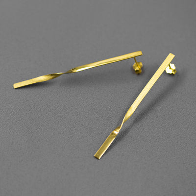 Aretes Largos de Metal Exagerado - Estilo Dominante - Image 5