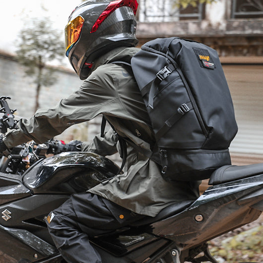 Mochila de Viaje Impermeable para Motociclista - Image 8
