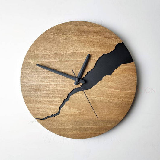 Reloj de Pared de Madera Minimalista con Diseño Agrietado - Image 2