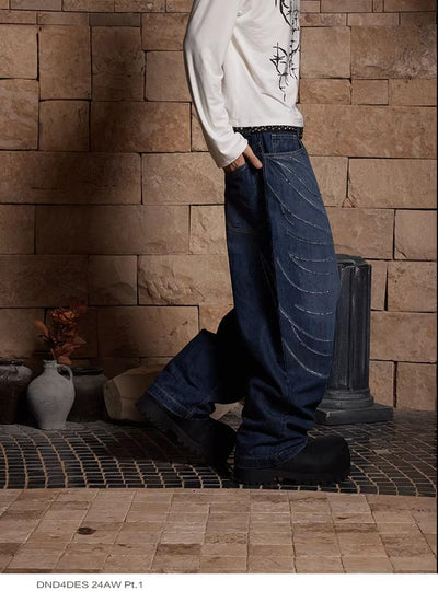 Jeans Anchos Desgastados con Diseño de Gato, Barba y Strass Brillantes - Image 4