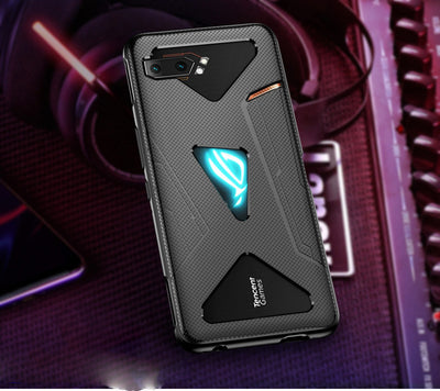 Funda Protectora de Silicona Antigolpes para Celular con Diseño Hueco - Image 12